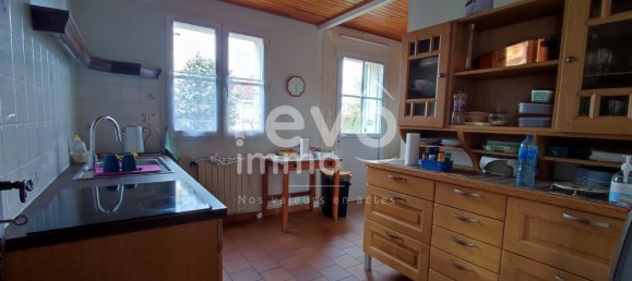 2 bedrooms Villa in La Chevroliere, France No. 102743 5
