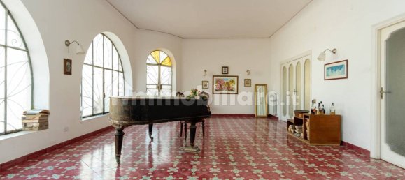 5 bedrooms Villa in Procida, Italy No. 31562 4