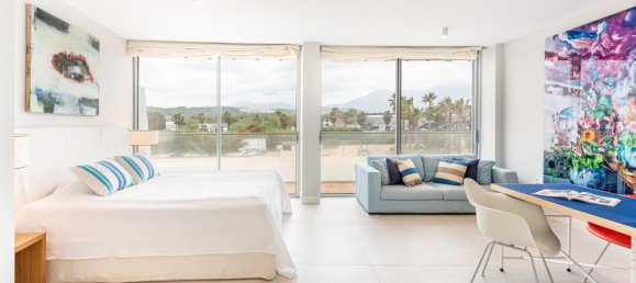 Квартира с 3 спальнями в Эстепона, Испания № 4818 9