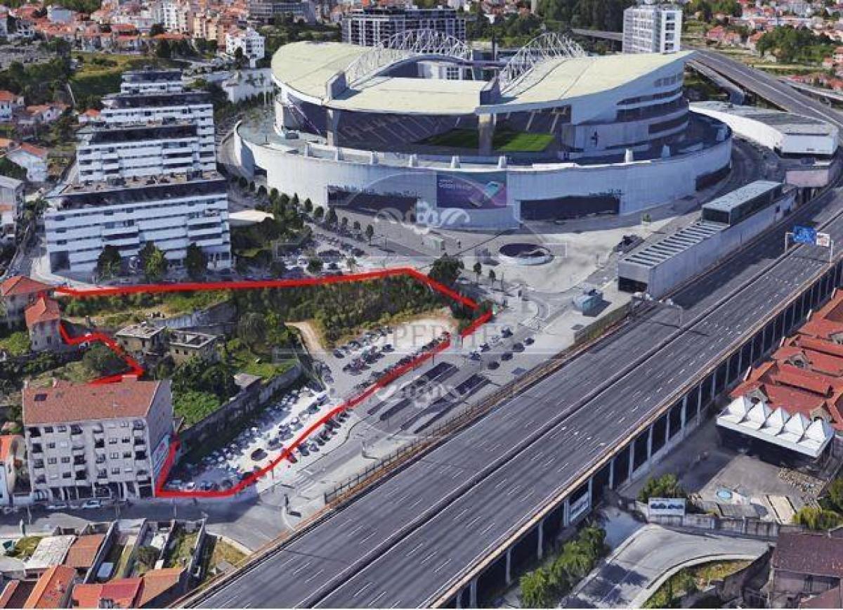  Land in Porto, Portugal No. 8641