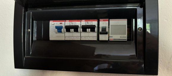 Квартира с 2 комнатами в Бонате Сопра, Италия № 184306 16