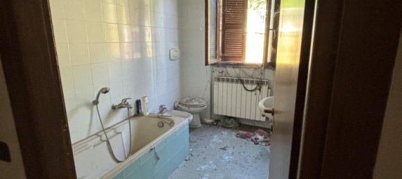 Квартира с 2 комнатами в Бонате Сопра, Италия № 184306 17