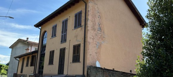 Квартира с 2 комнатами в Бонате Сопра, Италия № 184306 2