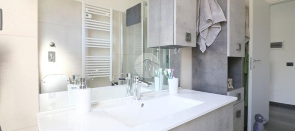 2 Schlafzimmer Wohnung in Rho, Italy, Nr. 357892 20