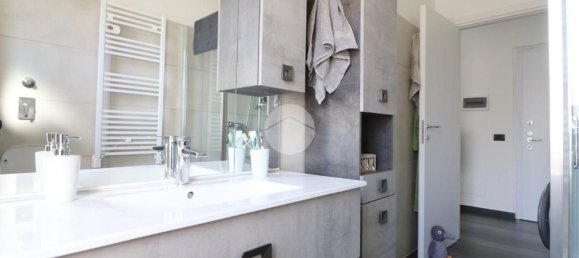 2 Schlafzimmer Wohnung in Rho, Italy, Nr. 357892 21