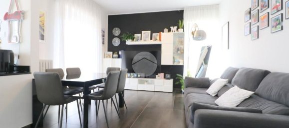 2 Schlafzimmer Wohnung in Rho, Italy, Nr. 357892 4