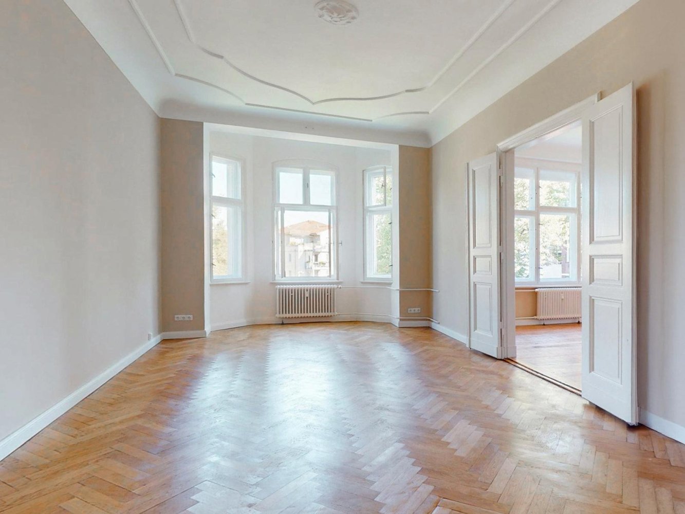 5 rooms Apartment in Lichterfelde, Germany No. 325066