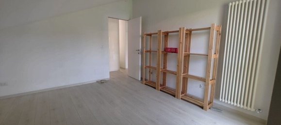 4-salle Appartement à Vasto, Italy No. 276688 8