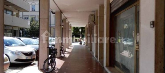 1 room Commercial property in Udine, Italy No. 285357 5