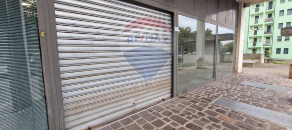 Propiedad comercial en Cremona, Italy 450 m² No. 113017 2