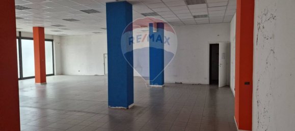 Propiedad comercial en Cremona, Italy 450 m² No. 113017 8
