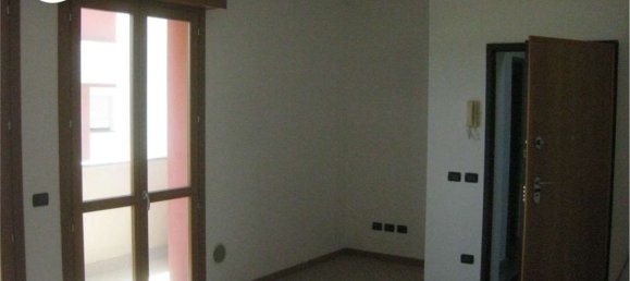 2 rooms Apartment in Grumello del Monte, Italy No. 5950 7