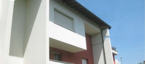 2 rooms Apartment in Grumello del Monte, Italy No. 5950 3