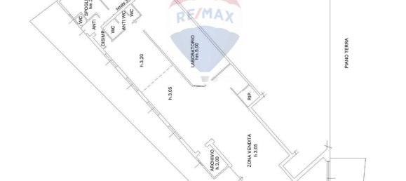 360m² Commercial property in Forlì, Italy No. 124897 7