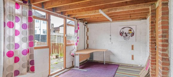 3 bedrooms House in Beckenham, United Kingdom No. 965 15