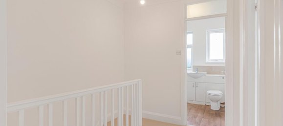 3 bedrooms House in Beckenham, United Kingdom No. 965 11
