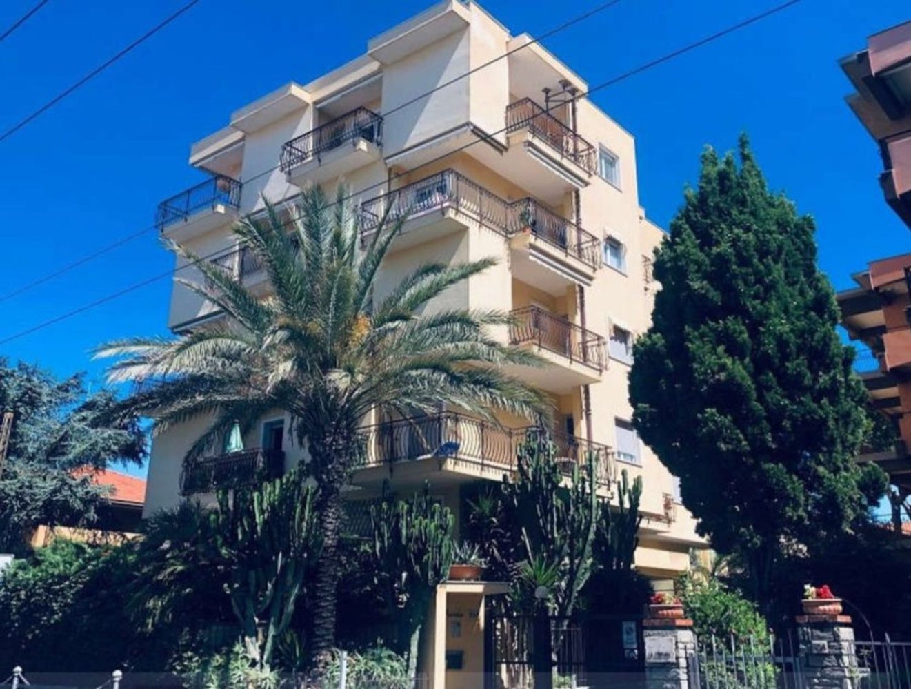 Apartamento de 3 divisões em Bordighera, Italy N.º 238396