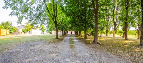 4 غرف نوم منزل في San Giovanni in Persiceto, Italy رقم 376158 10