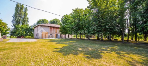 4 غرف نوم منزل في San Giovanni in Persiceto, Italy رقم 376158 4