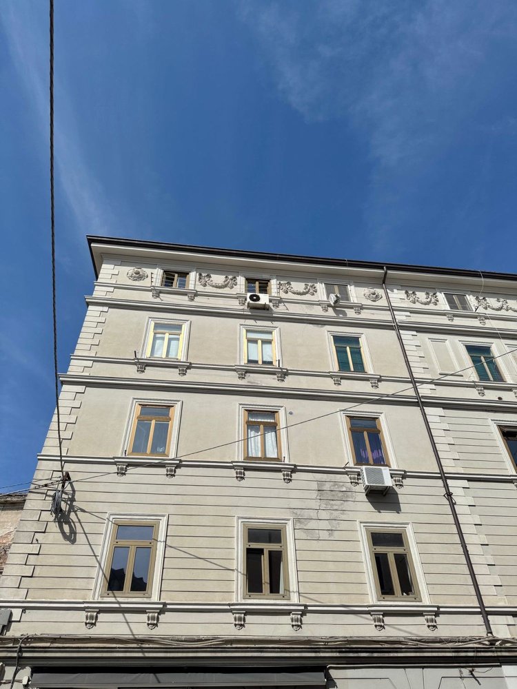 2غرفة شقة في Trieste, Italy رقم 278383