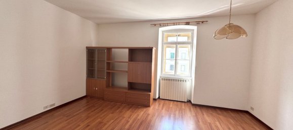 2غرفة شقة في Trieste, Italy رقم 278383 3