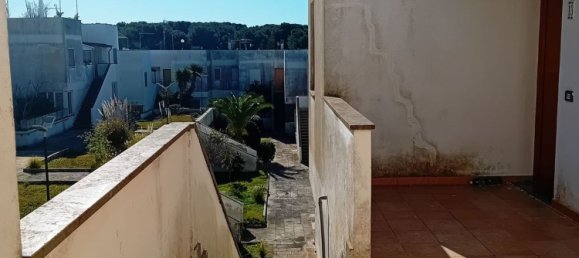 Apartamento de 3 habitaciónes en Uggiano la Chiesa, Italy No. 103299 14