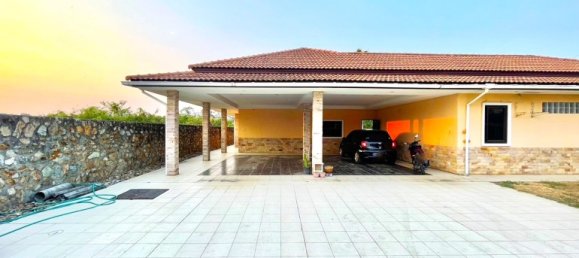 4 bedrooms Cafe / restaurant in Pattaya, Thailand No. 19841 4