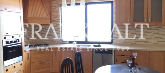 1 غرف نوم بانتهاوس في Ghajnsielem, Malta رقم 5676 2