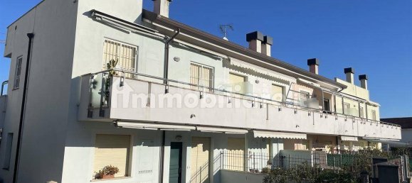 Apartamento de 2 dormitorios en Borghetto Santo Spirito, Italy No. 112032 3