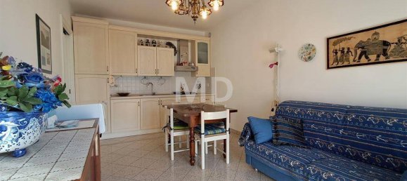Apartamento de 2 dormitorios en Borghetto Santo Spirito, Italy No. 112032 14