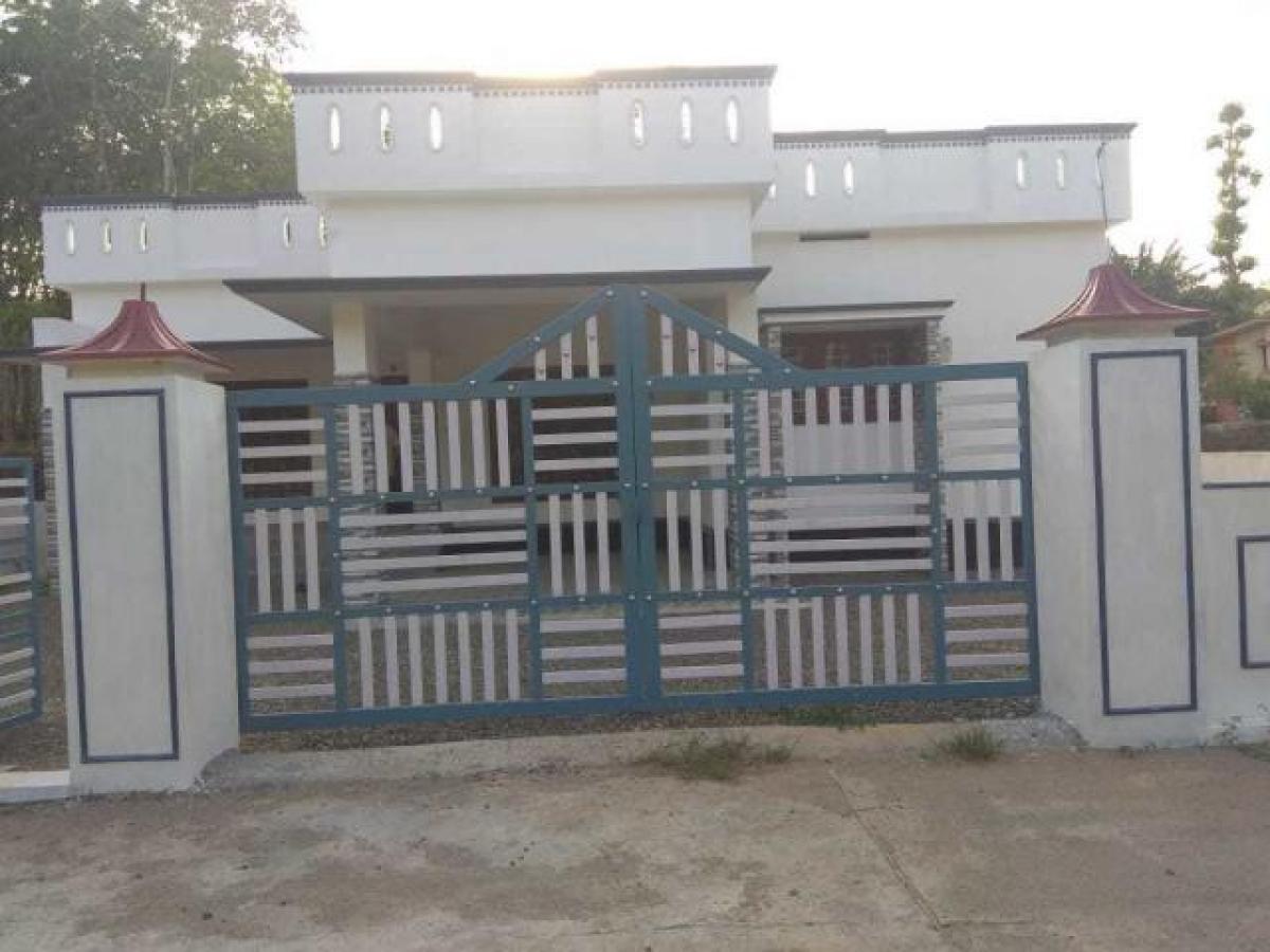 3 bedrooms House in Kottayam, India No. 1492