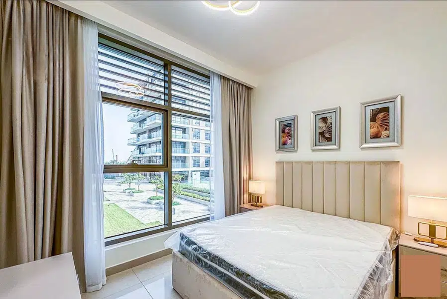 Apartamento T2 em Dubai, UAE N.º 21145