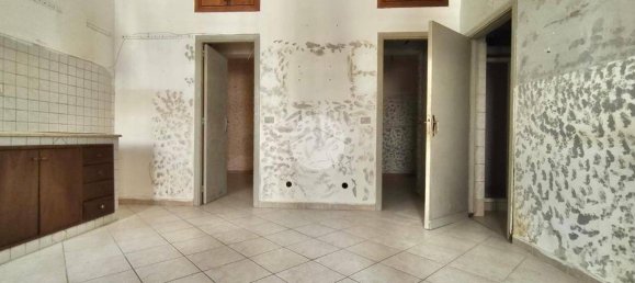 Квартира с 2 спальнями в Карини, Италия № 262842 3