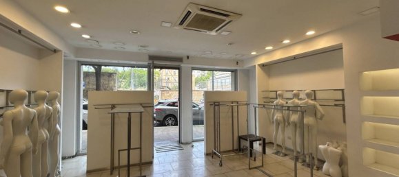 1 room Commercial property in Rome, Italy No. 318440 7