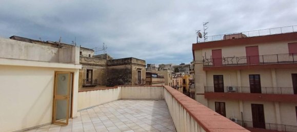 5 rooms Apartment in Sciacca, Italy No. 36832 3