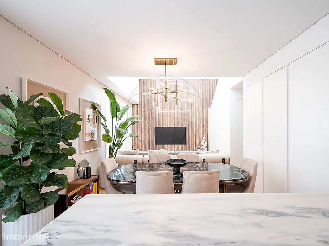 Пентхаус с 4 спальнями в Лиссабон, Португалия № 82085