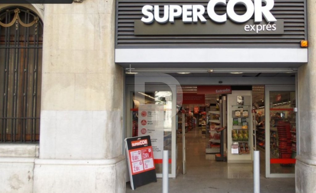 Loja em L'Eixample, Spain 2039 m² N.º 294047