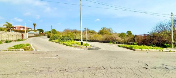 1990m² Land in Pedara, Italy No. 120529 3