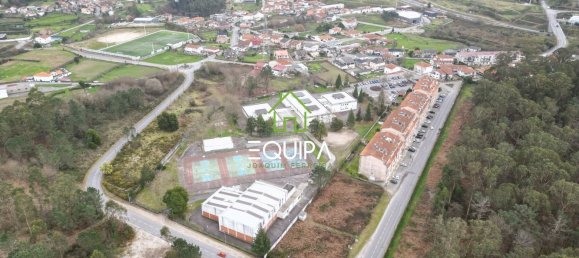 Grundstück in Pacos de Ferreira, Portugal 1633m², Nr. 108323 3