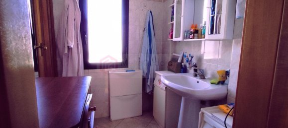 Apartamento de 4 habitaciónes en Vittoria, Italy No. 125338 7