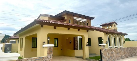 Moradia T3 em Chon Buri, Thailand N.º 66837 24