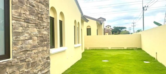 Moradia T3 em Chon Buri, Thailand N.º 66837 21