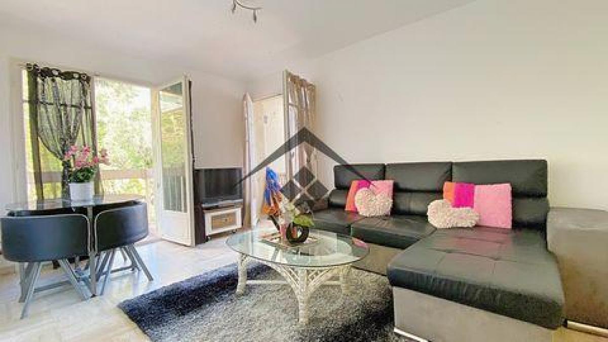 Estudio en el condominio en Nice, France No. 9287