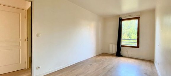 5 bedrooms House in Montreuil, France No. 310830 3