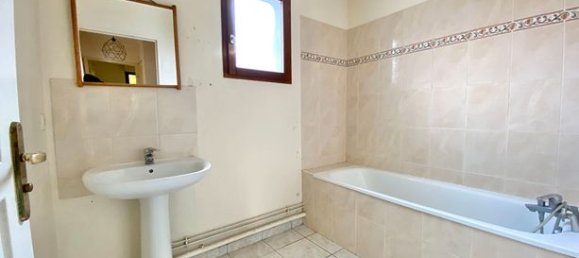 5 bedrooms House in Montreuil, France No. 310830 14