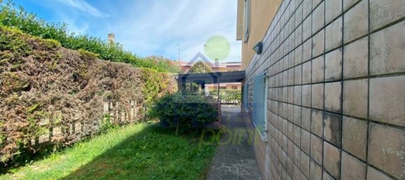 4غرفة فيلا في Gualtieri, Italy رقم 309713 7