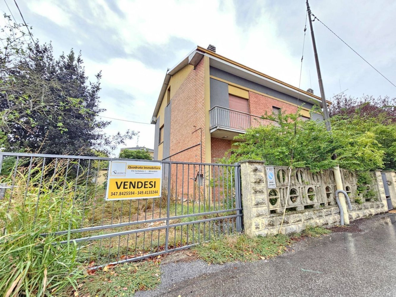 Casa de 10 divisões em Medolla, Italy N.º 97505