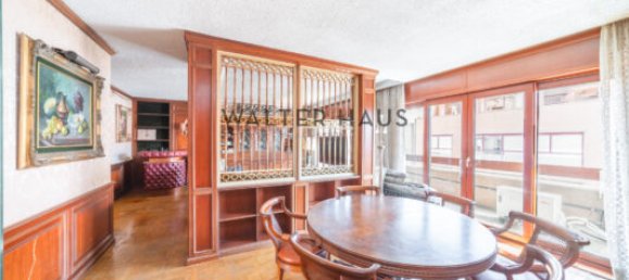 Apartamento de 4 dormitorios en Barcelona, Spain No. 157843 7