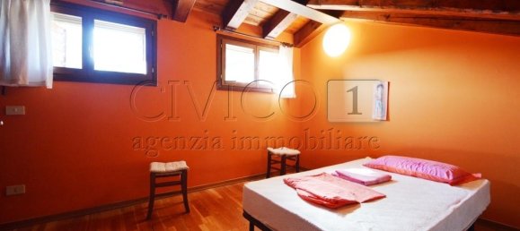 Casa de 8 habitaciónes en Nanto, Italy No. 146547 14