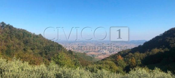 Casa de 8 habitaciónes en Nanto, Italy No. 146547 31